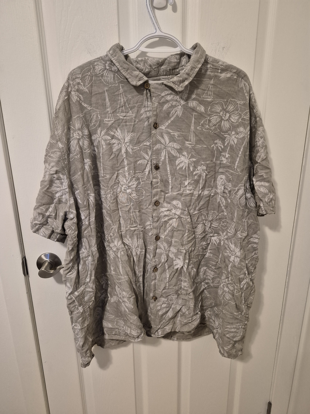 Men's Casual Gray Floral Button-Down Shirt